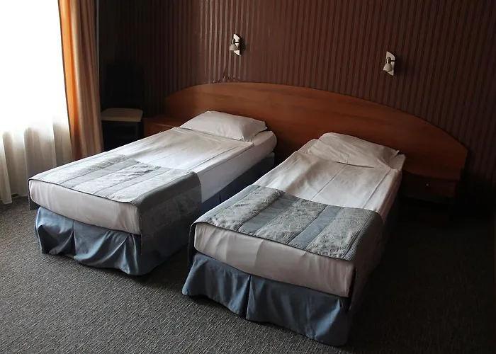 Family Lazuren Briag 3* Бургас