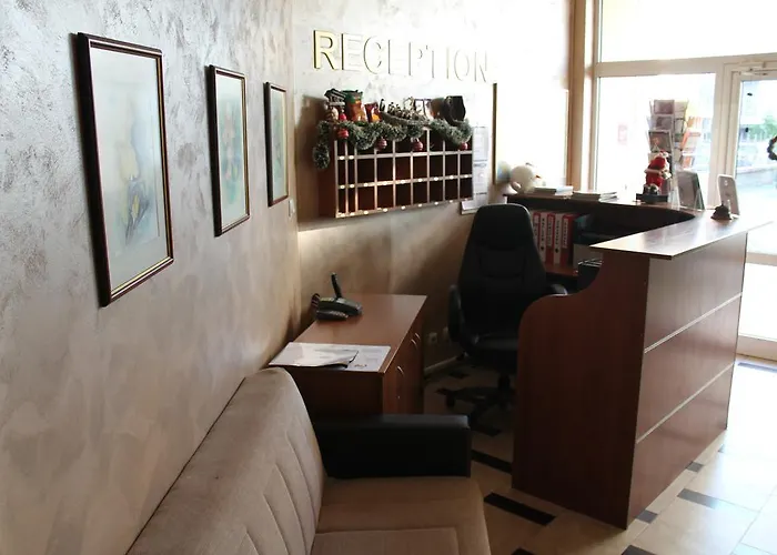 Family Lazuren Briag